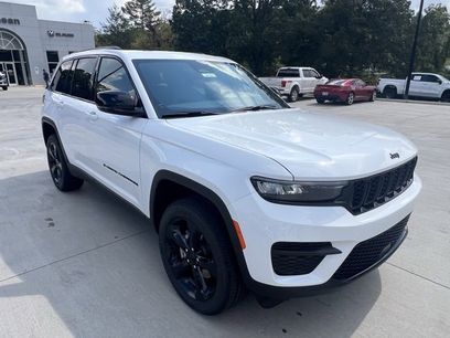 New 2025 Jeep Grand Cherokee Altitude