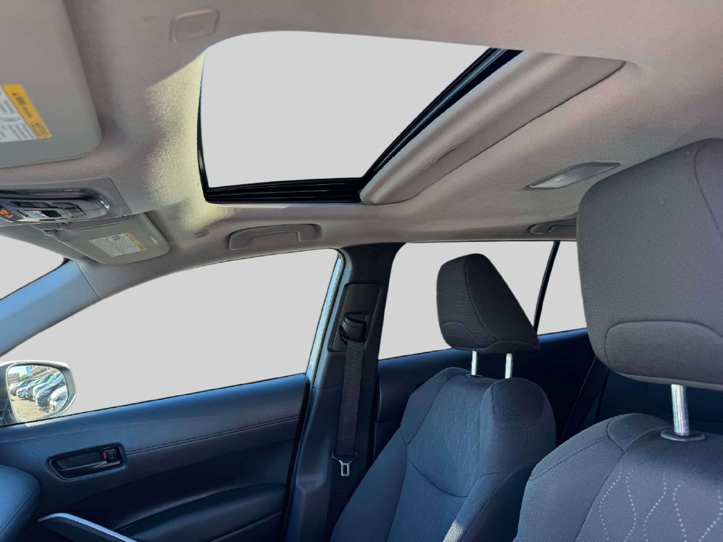 Used 2024 Toyota Corolla Cross LE w/ Moonroof Package AWD/4WD image 26