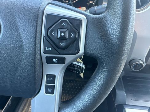 Used 2019 Toyota Tundra SR5 w/ SR5 Upgrade Package AWD/4WD image 18