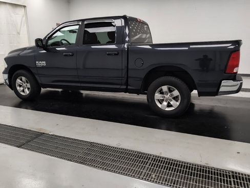 Used 2021 RAM 1500 Classic SLT AWD/4WD image 31