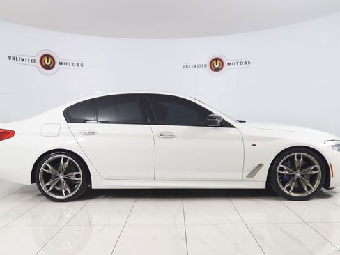 Used 2018 BMW M550i xDrive AWD/4WD image 2