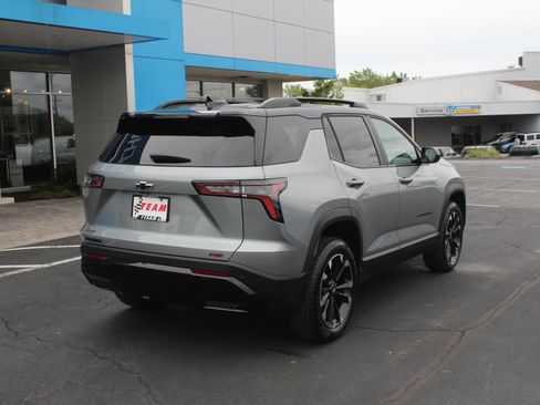 New 2026 Chevrolet Equinox RS FWD image 4