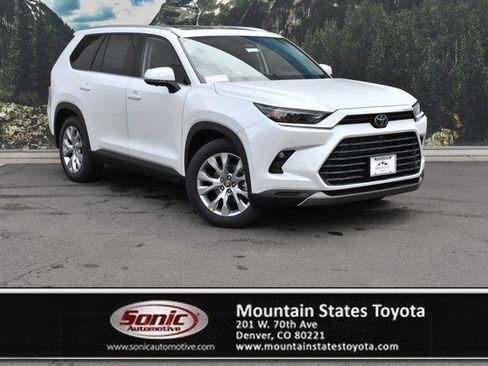 New 2026 Toyota Grand Highlander AWD image 1