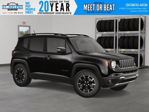 New 2023 Jeep Renegade Latitude w/ Sun/Sound Group image 9