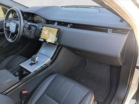 Used 2024 Land Rover Range Rover Evoque S image 18