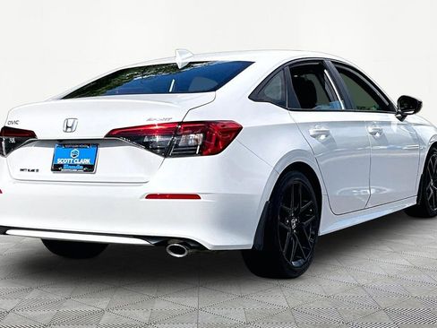 Used 2024 Honda Civic Sport image 6
