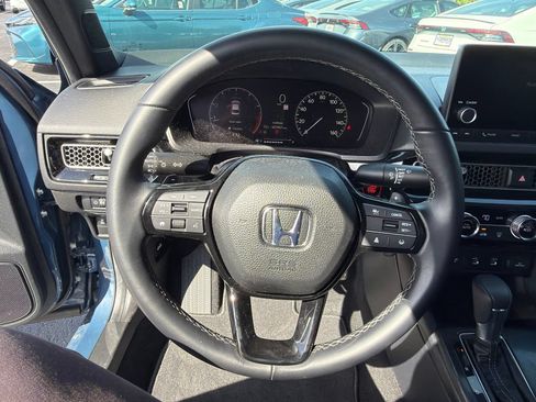 Used 2025 Honda Civic Sport image 12