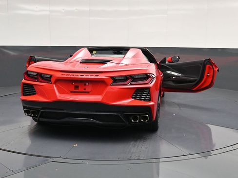 Used 2022 Chevrolet Corvette Stingray Convertible w/ 1LT RWD image 41
