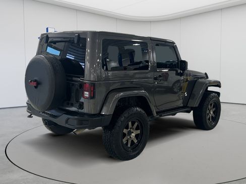 Used 2018 Jeep Wrangler Sport AWD/4WD image 5