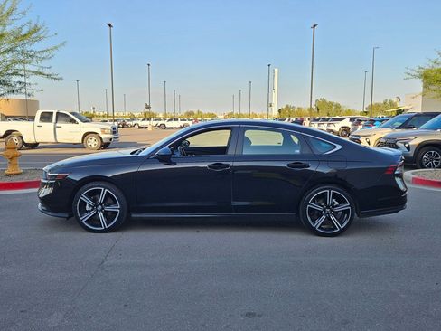 Used 2024 Honda Accord Sport image 2