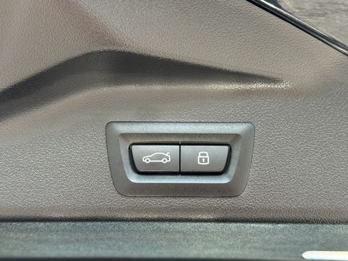 Used 2025 BMW X5 xDrive40i AWD/4WD image 29