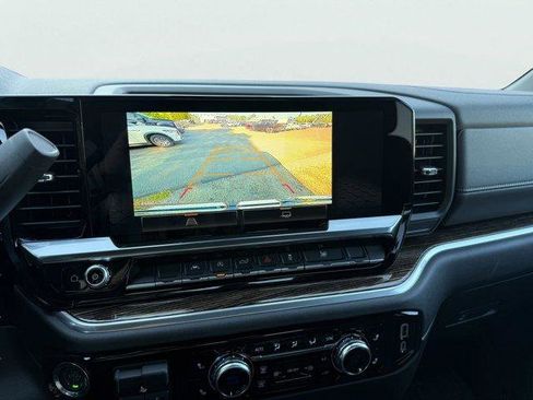 New 2026 GMC Sierra 1500 Elevation image 4