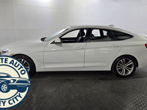 Used 2019 BMW 330i Gran Turismo xDrive w/ Convenience Package image 4