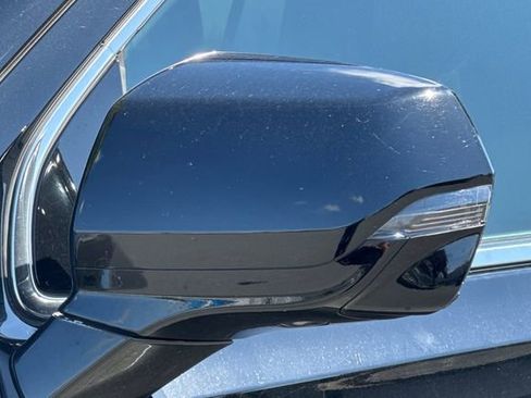 Used 2022 GMC Yukon XL Denali AWD/4WD image 50