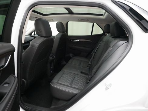 Used 2023 Buick Envision Avenir image 16