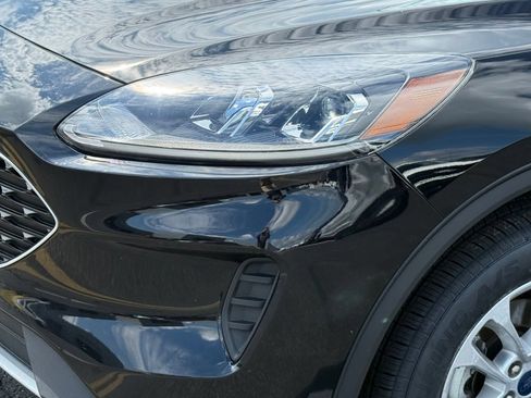 Used 2020 Ford Escape SE AWD/4WD image 9