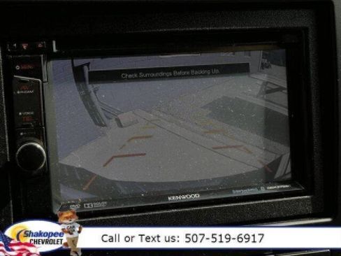 Used 2011 Ford F150 XLT w/ XLT Chrome Pkg image 17