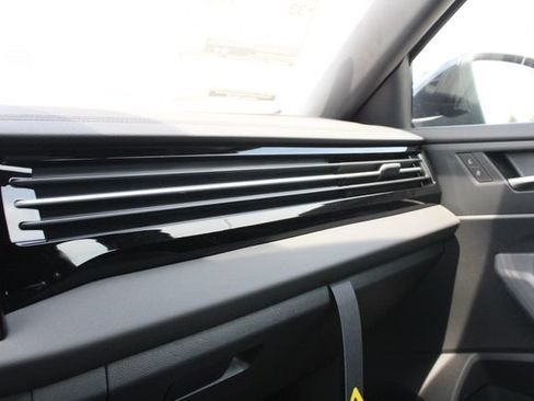 New 2026 Volkswagen Jetta Sport FWD image 19