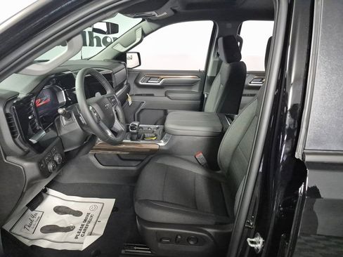 New 2026 Chevrolet Silverado 1500 RST image 9