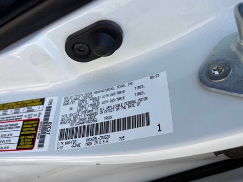 Used 2023 Toyota Tundra SR5 RWD image 13