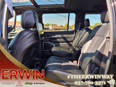 Used 2022 Jeep Wagoneer Series II w/ Premium Group I image 8