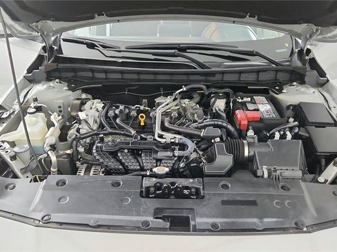 Used 2023 Nissan Altima 2.5 SV FWD image 31