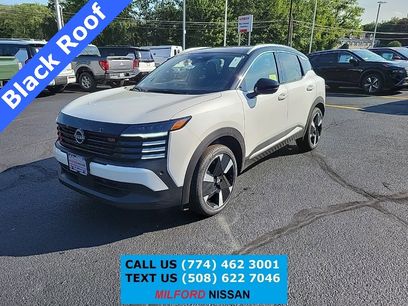 New 2026 Nissan Kicks SR w/ Cold Weather Package