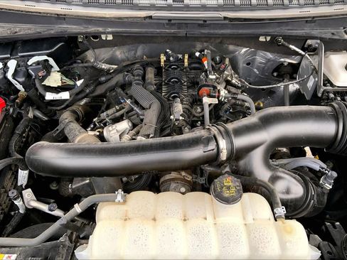 Used 2025 Ford Expedition Max Platinum AWD/4WD image 32
