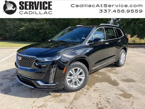 New 2025 Cadillac XT6 Luxury image 1