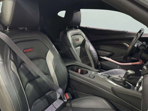 Used 2017 Chevrolet Camaro SS image 44
