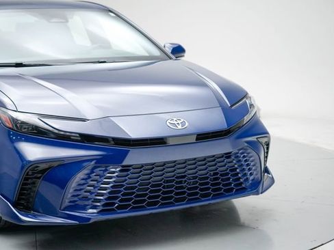 Certified 2025 Toyota Camry XSE FWD image 11