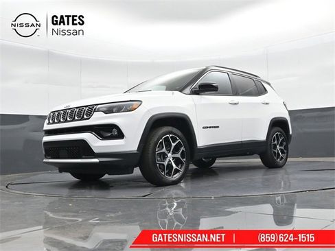 Used 2024 Jeep Compass Limited image 37