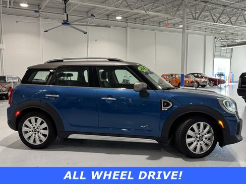 Used 2022 MINI Cooper Countryman S w/ Convenience Package image 2