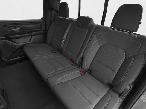 New 2026 RAM 1500 Express AWD/4WD image 9