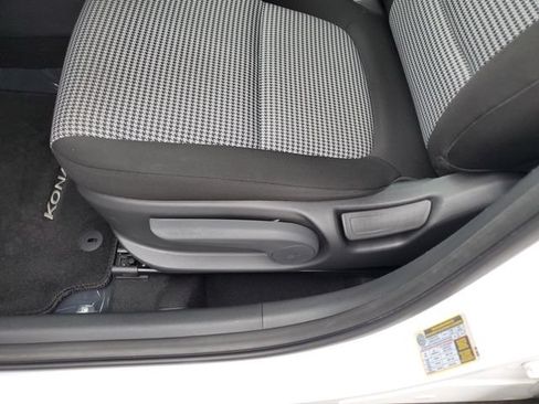 Certified 2023 Hyundai Kona SE w/ Cargo Package AWD/4WD image 18