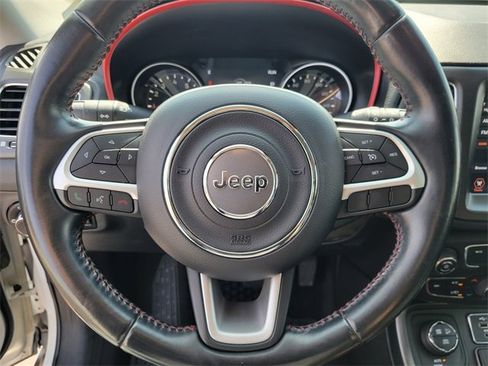 Used 2020 Jeep Compass Trailhawk image 17