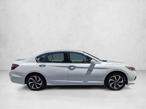 Used 2016 Honda Accord EX-L image 4