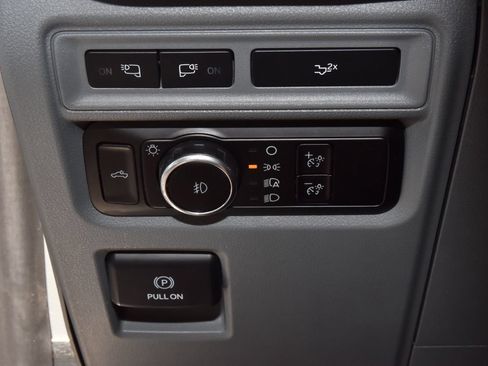 Used 2023 Ford F150 XLT w/ Equipment Group 302A High RWD image 30