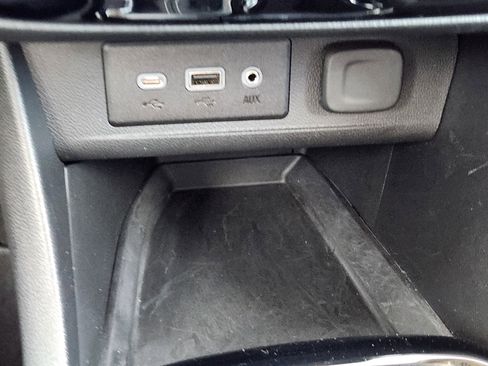 Certified 2023 Buick Encore GX Preferred w/ Cold Weather Comfort Package image 19