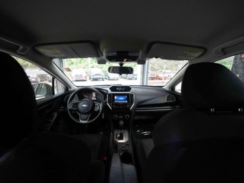 Used 2020 Subaru Crosstrek 2.0i AWD/4WD image 19