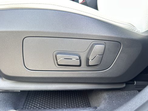 New 2026 BMW X1 xDrive28i w/ Technology Package image 22