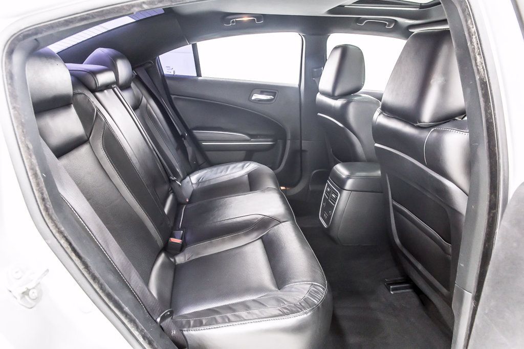 Used 2022 Dodge Charger SXT w/ Leather Interior Group RWD image 34