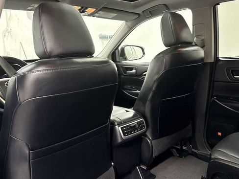 Used 2015 Toyota Highlander Limited Platinum image 27