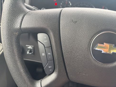 Used 2024 Chevrolet Express 2500 w/ Driver Convenience Package image 17