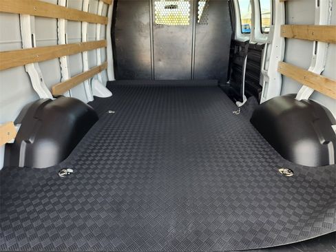 Certified 2024 GMC Savana 2500 w/ Driver Convenience Package image 31