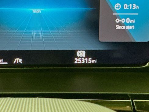 Used 2024 Volkswagen Atlas SE image 13