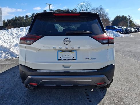 Certified 2023 Nissan Rogue SL w/ SL Premium Package image 6