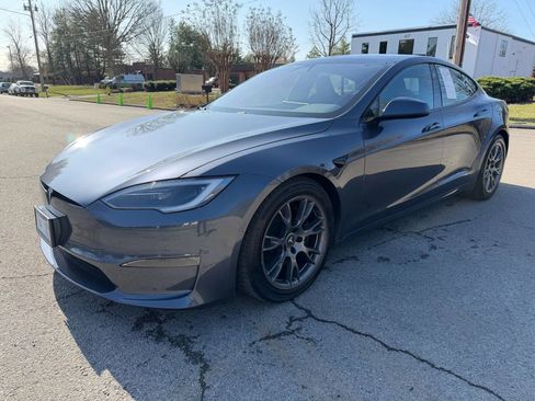 Used 2022 Tesla Model S image 9