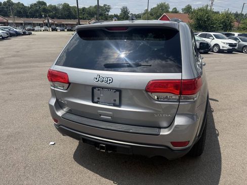 Used 2015 Jeep Grand Cherokee Laredo w/ Quick Order Package 23E AWD/4WD image 8