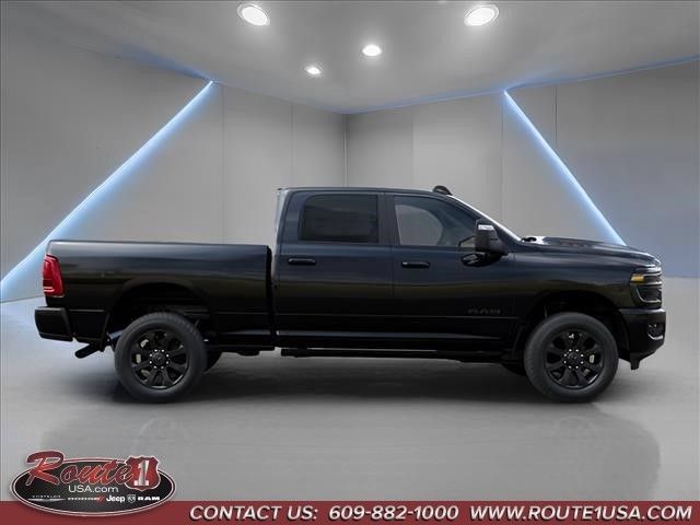 New 2026 RAM 3500 Laramie AWD/4WD image 22